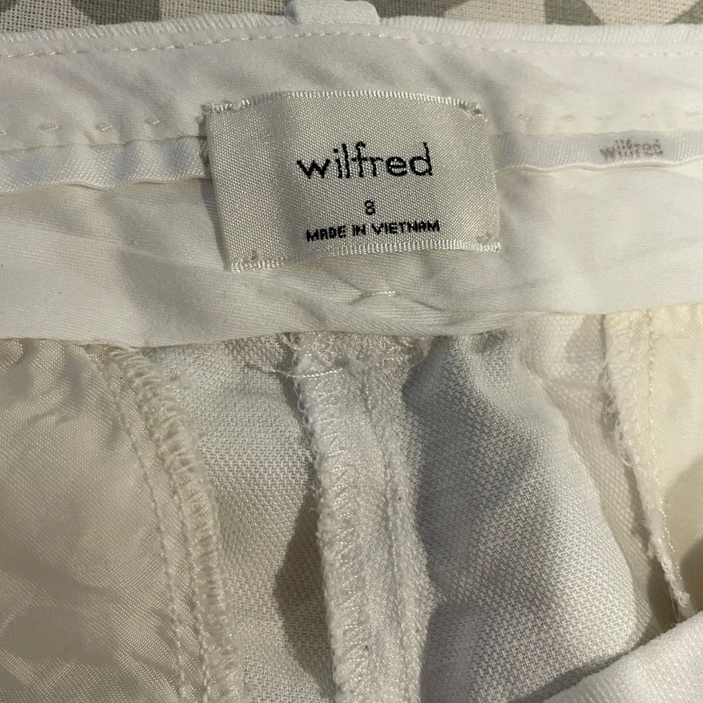 Wilfred Aritzia White Linen Blend Wide Leg Pleated High Rise Cropped Trousers 8